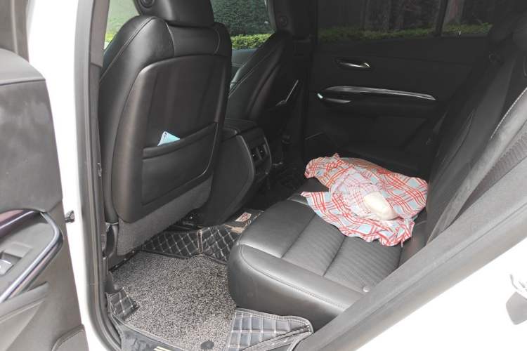 Used Cadillac XT4 2021 28T Two-Wheel Drive Tech Edition Left Rear Seat
