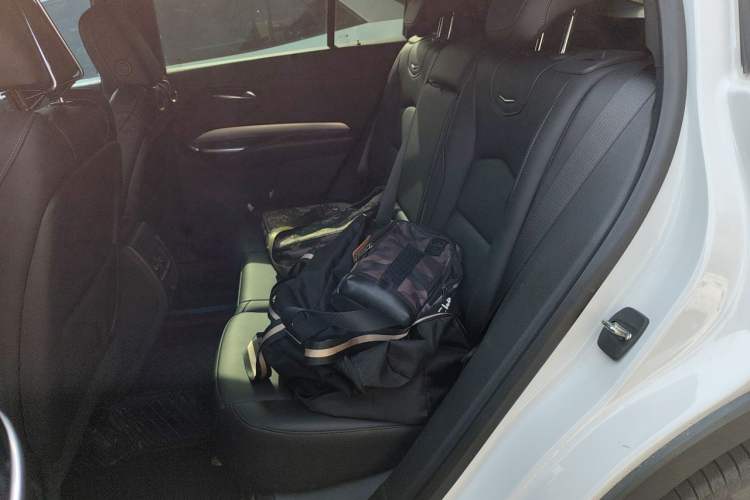 Used Cadillac XT4 2021 28T Two-Wheel Drive Leading Version Left Rear Seat