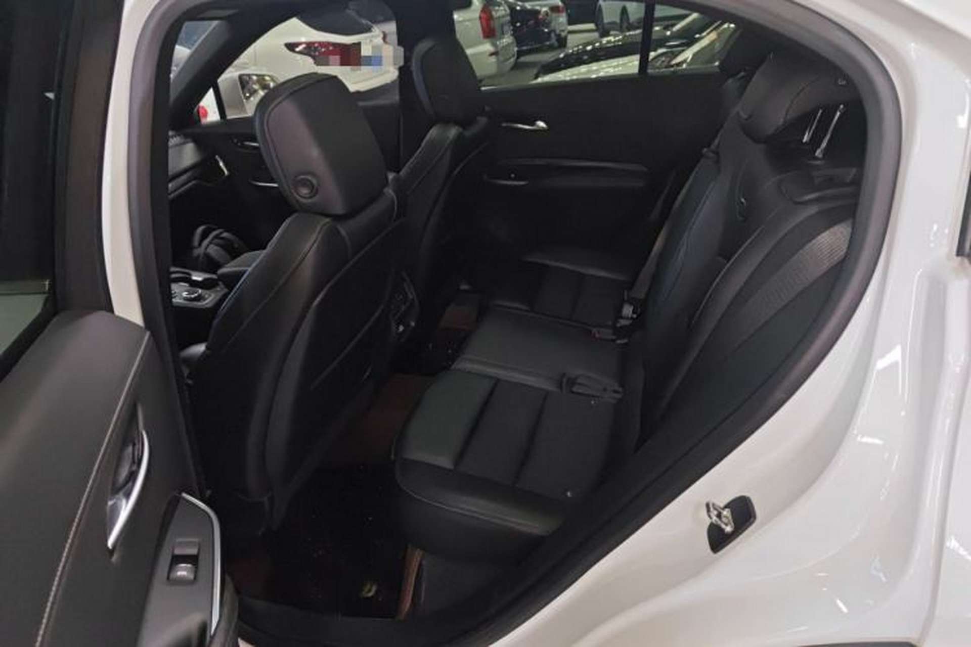 Used Cadillac XT4 2021 28T Two-Wheel Drive Tech Edition Left Rear Seat