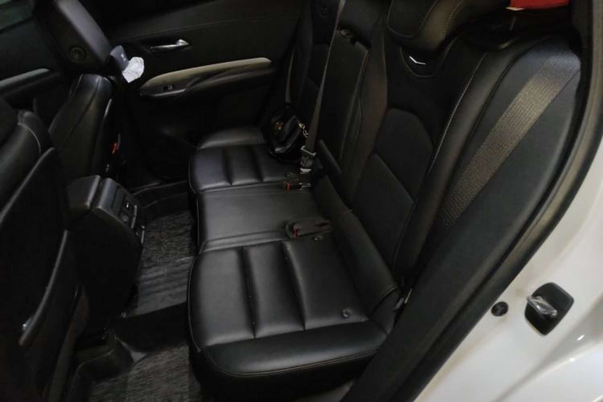 Used Cadillac XT4 2021 28T Two-Wheel Drive Leading Version Left Rear Seat