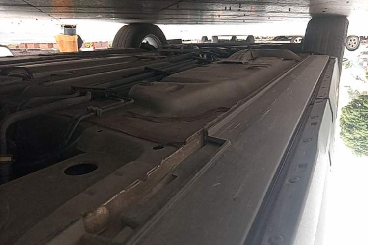 Used Cadillac XT4 2021 28T Two-Wheel Drive Tech Edition Left Side Sill