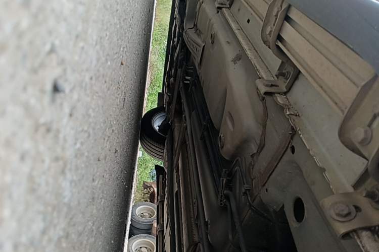 Used Cadillac XT4 2021 28T Two-Wheel Drive Tech Edition Left Side Sill