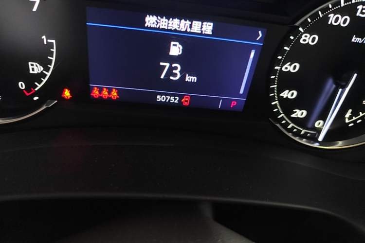 Used Cadillac XT4 2021 28T Two-Wheel Drive Leading Version Odometer Close Up