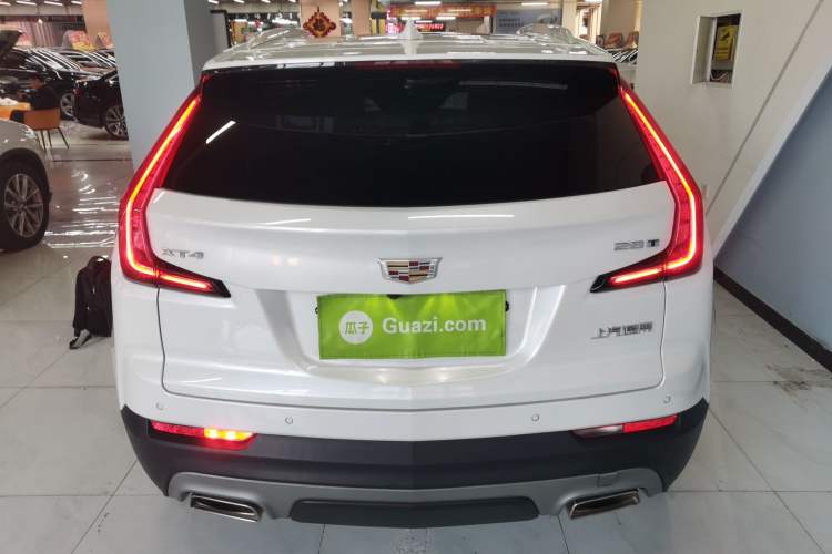 Used Cadillac XT4 2021 28T Two-Wheel Drive Luxury Version Rear