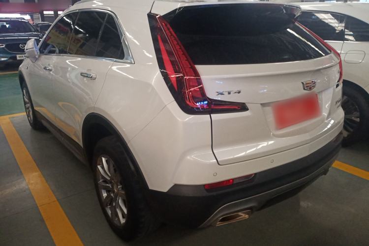 Used Cadillac XT4 2021 28T Two-Wheel Drive Luxury Version Rear Left 45 Deg