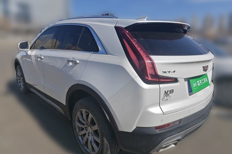Used Cadillac XT4 2021 28T Two-Wheel Drive Luxury Version Rear Left 45 Deg