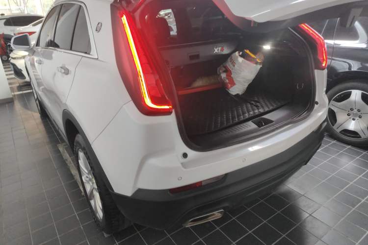 Used Cadillac XT4 2021 28T Two-Wheel Drive Tech Edition Rear Left 45 Deg