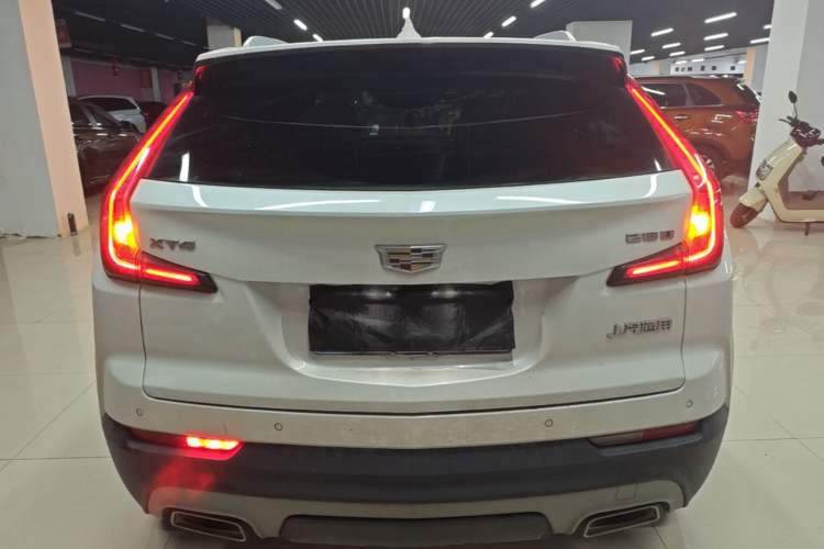 Used Cadillac XT4 2021 28T Two-Wheel Drive Luxury Version Rear