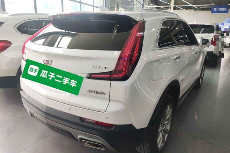 Used Cadillac XT4 2021 28T Two-Wheel Drive Luxury Version Rear Right 45 Deg