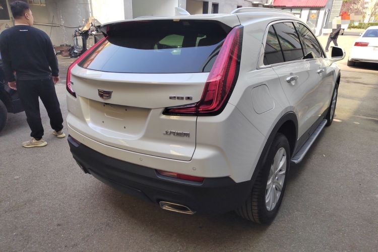Used Cadillac XT4 2021 28T Two-Wheel Drive Tech Edition Rear Right 45 Deg