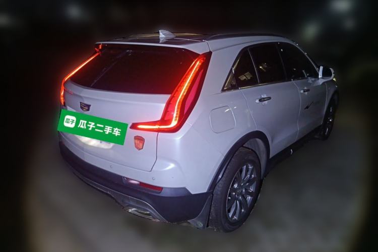 Used Cadillac XT4 2021 28T Two-Wheel Drive Luxury Version Rear Right 45 Deg