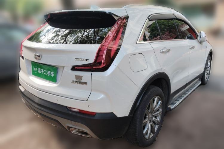 Used Cadillac XT4 2021 28T Two-Wheel Drive Luxury Version Rear Right 45 Deg