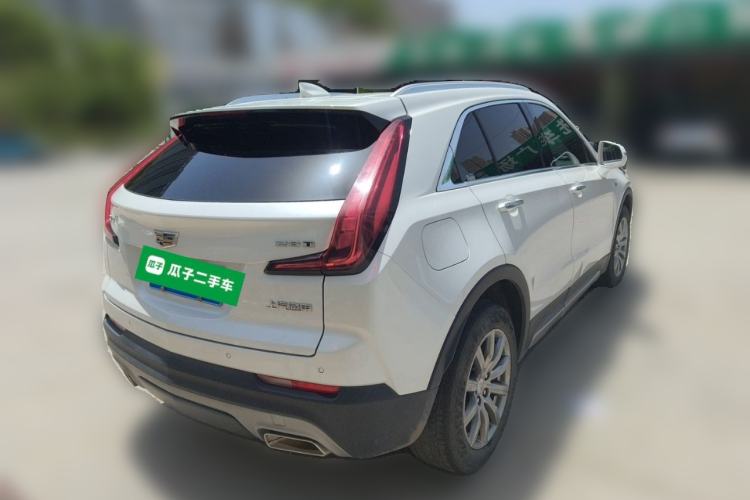 Used Cadillac XT4 2021 28T Two-Wheel Drive Luxury Version Rear Right 45 Deg