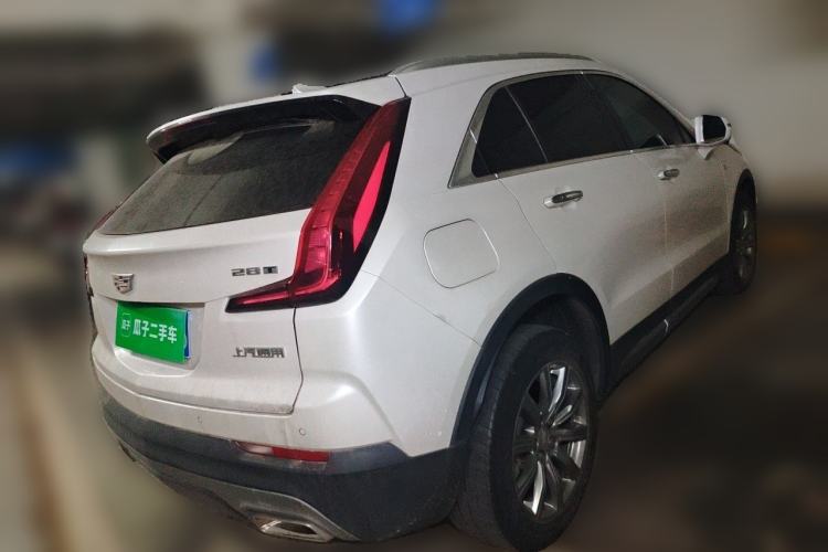 Used Cadillac XT4 2021 28T Two-Wheel Drive Luxury Version Rear Right 45 Deg