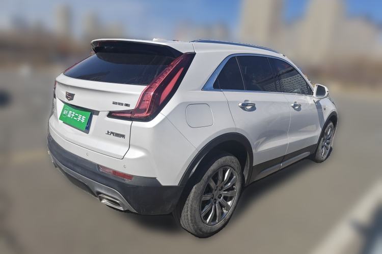 Used Cadillac XT4 2021 28T Two-Wheel Drive Luxury Version Rear Right 45 Deg