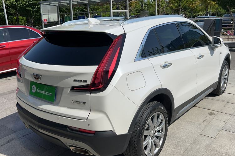 Used Cadillac XT4 2021 28T Two-Wheel Drive Luxury Version Rear Right 45 Deg