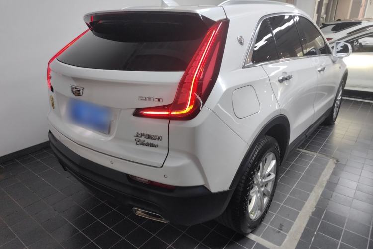 Used Cadillac XT4 2021 28T Two-Wheel Drive Tech Edition Rear Right 45 Deg