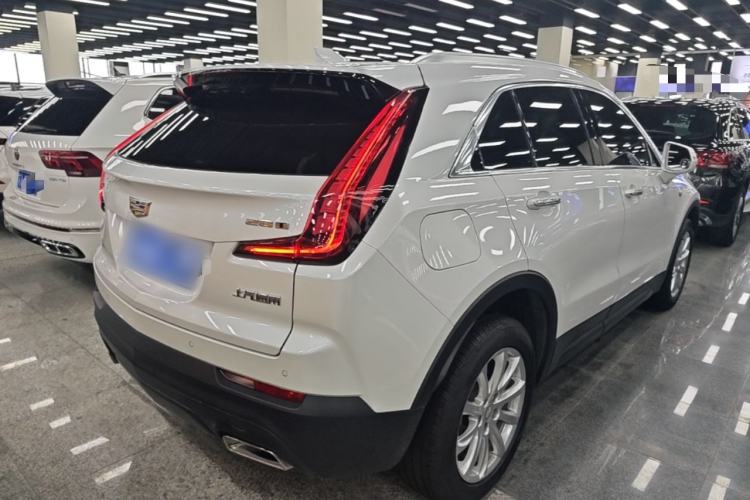 Used Cadillac XT4 2021 28T Two-Wheel Drive Tech Edition Rear Right 45 Deg