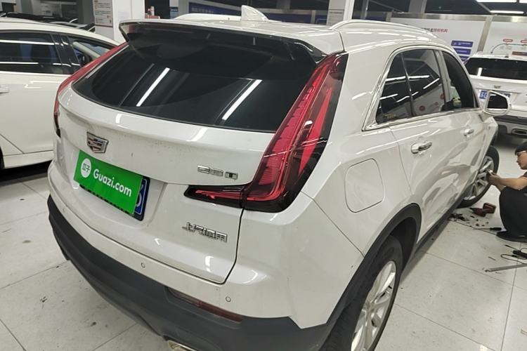 Used Cadillac XT4 2021 28T Two-Wheel Drive Tech Edition Rear Right 45 Deg