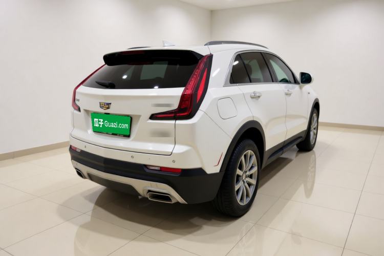 Used Cadillac XT4 2021 28T Two-Wheel Drive Luxury Version Rear Right 45 Deg