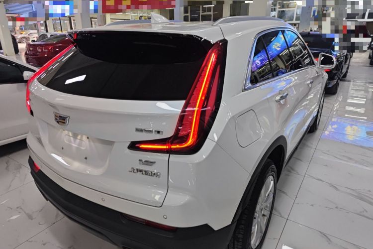 Used Cadillac XT4 2021 28T Two-Wheel Drive Tech Edition Rear Right 45 Deg