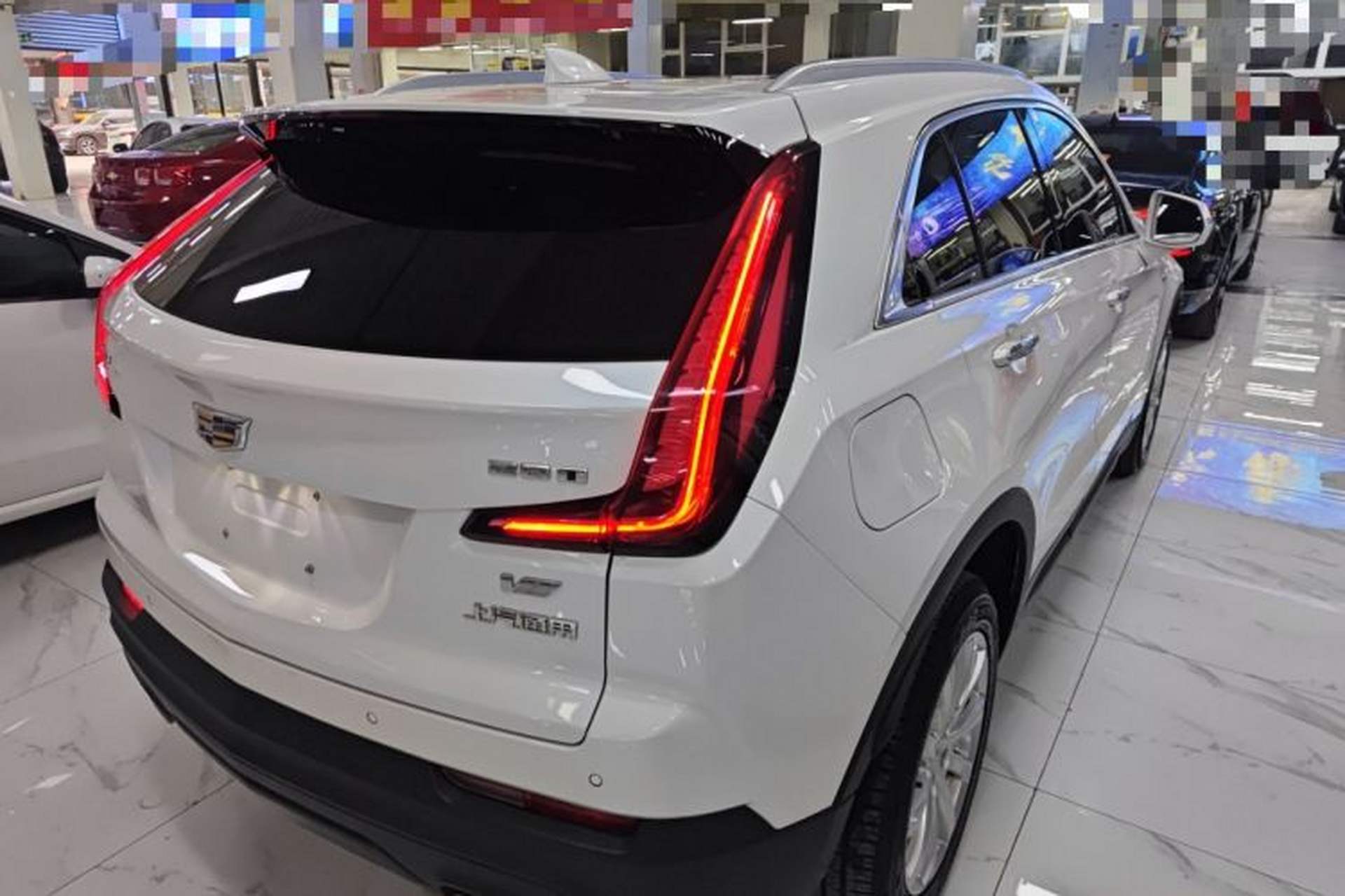 Used Cadillac XT4 2021 28T Two-Wheel Drive Tech Edition Rear Right 45 Deg