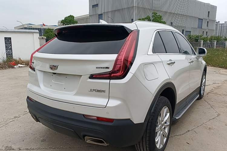 Used Cadillac XT4 2021 28T Two-Wheel Drive Tech Edition Rear Right 45 Deg