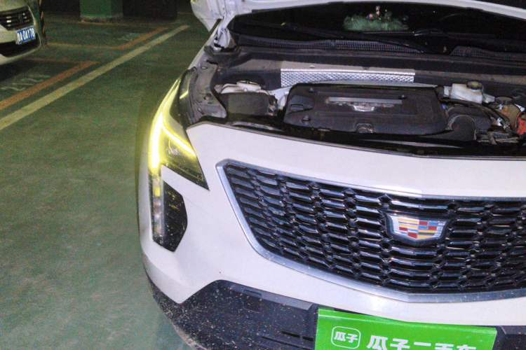 Used Cadillac XT4 2021 28T Two-Wheel Drive Tech Edition Right Front Headlight
