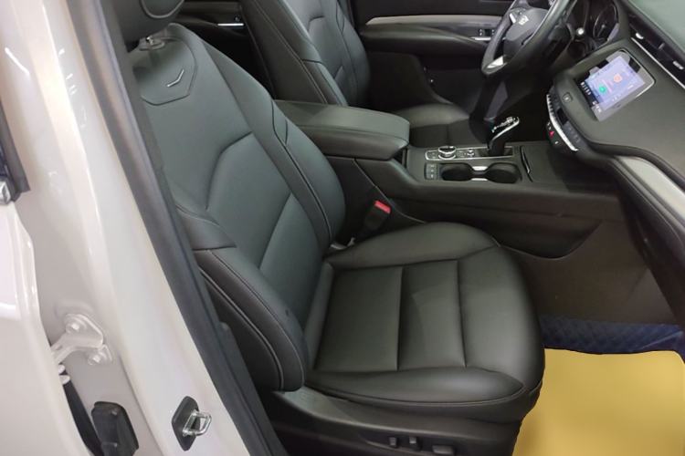 Used Cadillac XT4 2021 28T Two-Wheel Drive Leading Version Right Front Seat