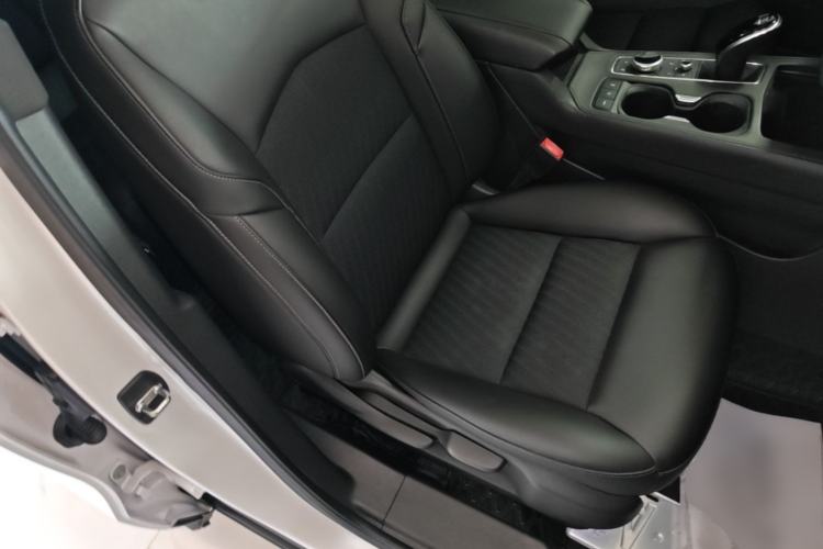Used Cadillac XT4 2021 28T Two-Wheel Drive Tech Edition Right Front Seat