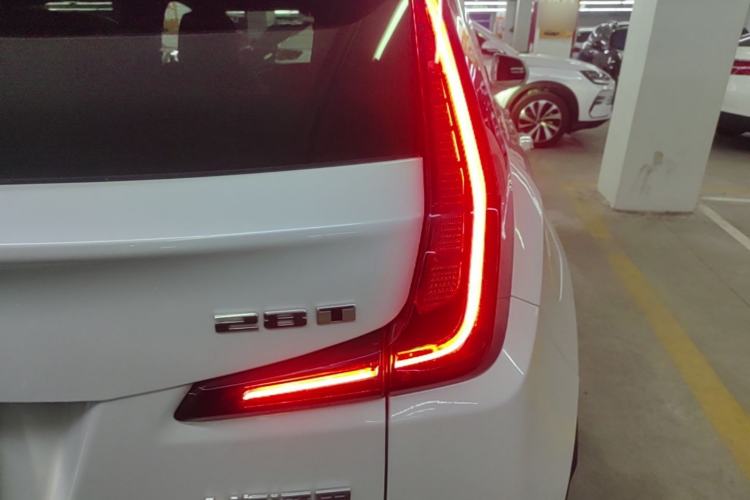 Used Cadillac XT4 2021 28T Two-Wheel Drive Leading Version Right Rear Taillight
