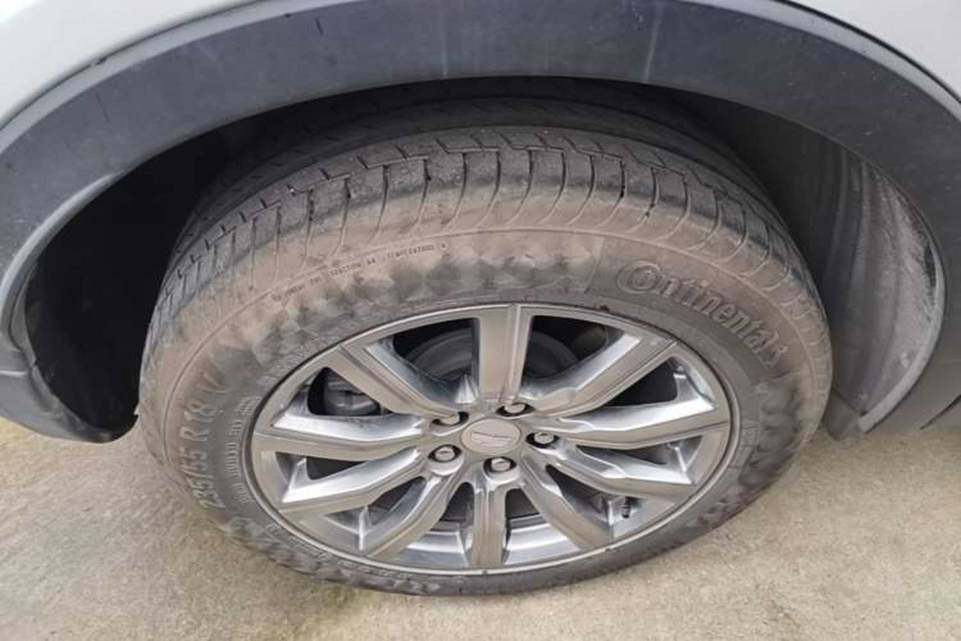 Used Cadillac XT4 2021 28T Two-Wheel Drive Luxury Version Right Rear Wheel Hub