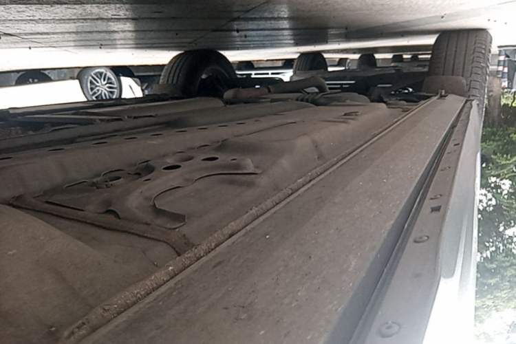 Used Cadillac XT4 2021 28T Two-Wheel Drive Tech Edition Right Side Sill