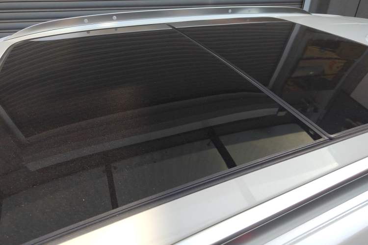Used Cadillac XT4 2021 28T Two-Wheel Drive Tech Edition Roof