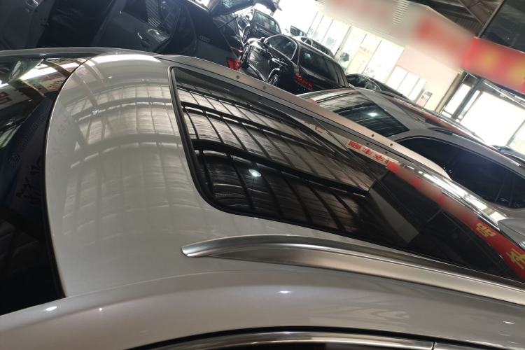 Used Cadillac XT4 2021 28T Two-Wheel Drive Leading Version Roof