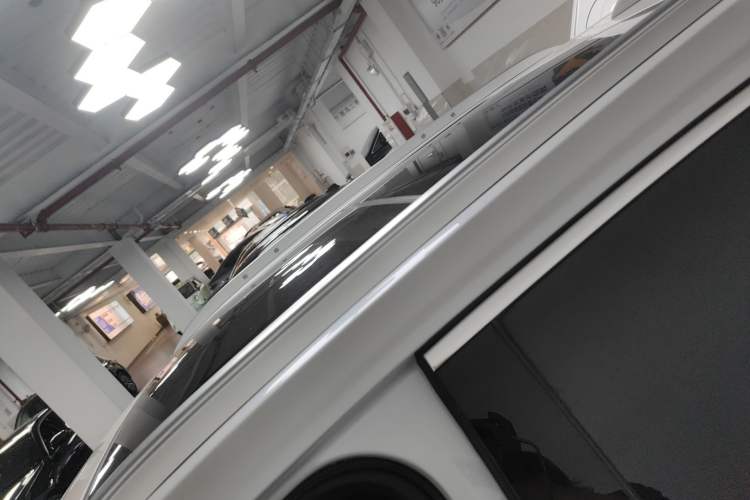 Used Cadillac XT4 2021 28T Two-Wheel Drive Tech Edition Roof