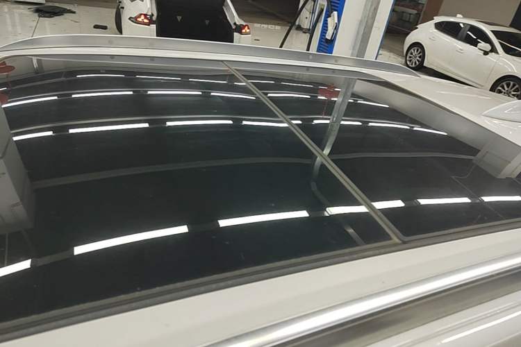 Used Cadillac XT4 2021 28T Two-Wheel Drive Tech Edition Roof