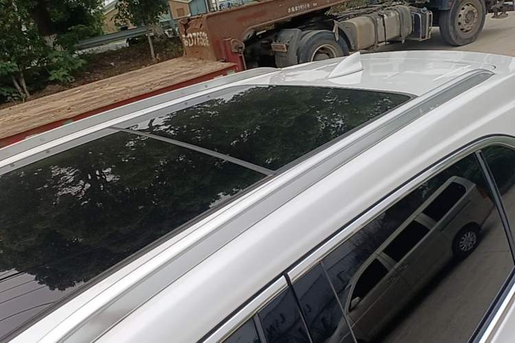 Used Cadillac XT4 2021 28T Two-Wheel Drive Tech Edition Roof