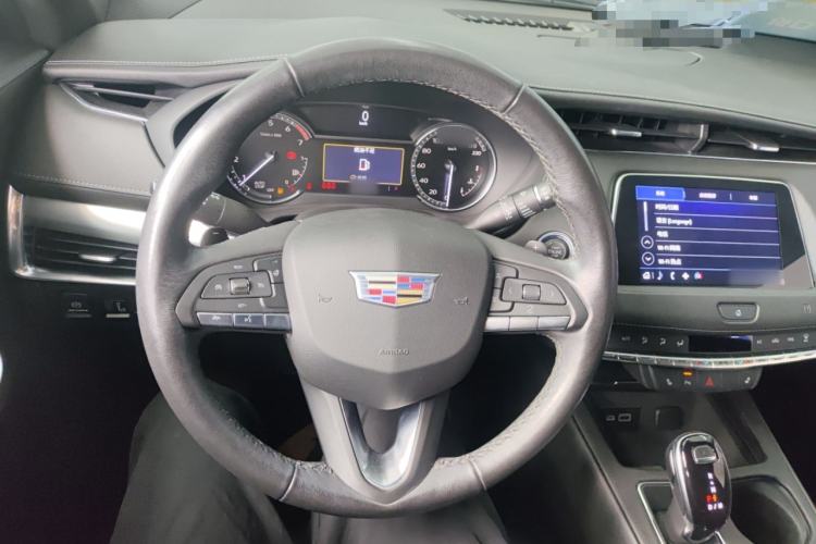 Used Cadillac XT4 2021 28T Two-Wheel Drive Luxury Version Steering Wheel