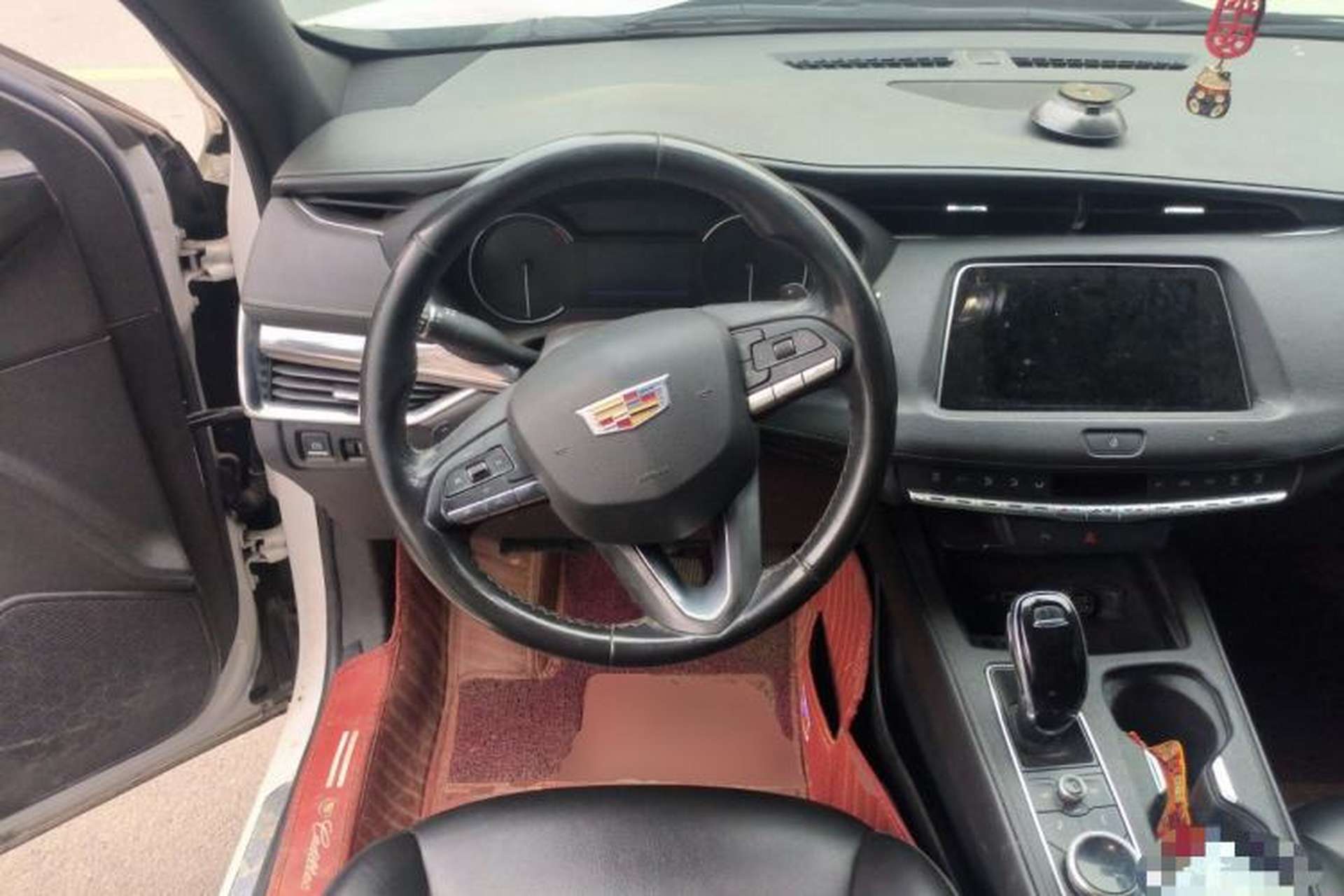 Used Cadillac XT4 2021 28T Two-Wheel Drive Tech Edition Steering Wheel