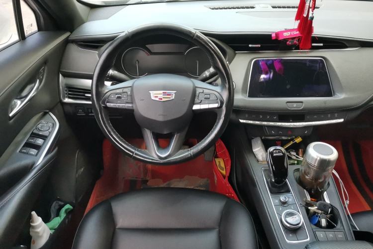 Used Cadillac XT4 2021 28T Two-Wheel Drive Luxury Version Steering Wheel
