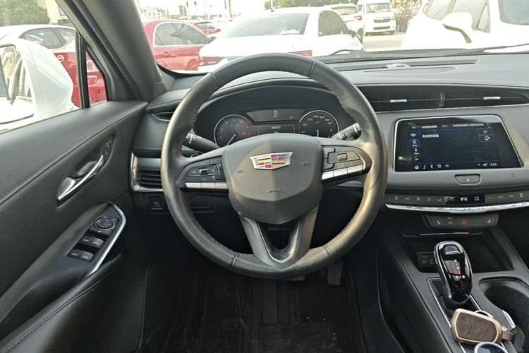 Used Cadillac XT4 2021 28T Two-Wheel Drive Leading Version Steering Wheel