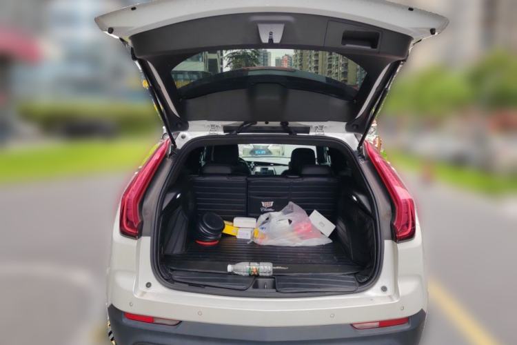 Used Cadillac XT4 2021 28T Two-Wheel Drive Tech Edition Trunk