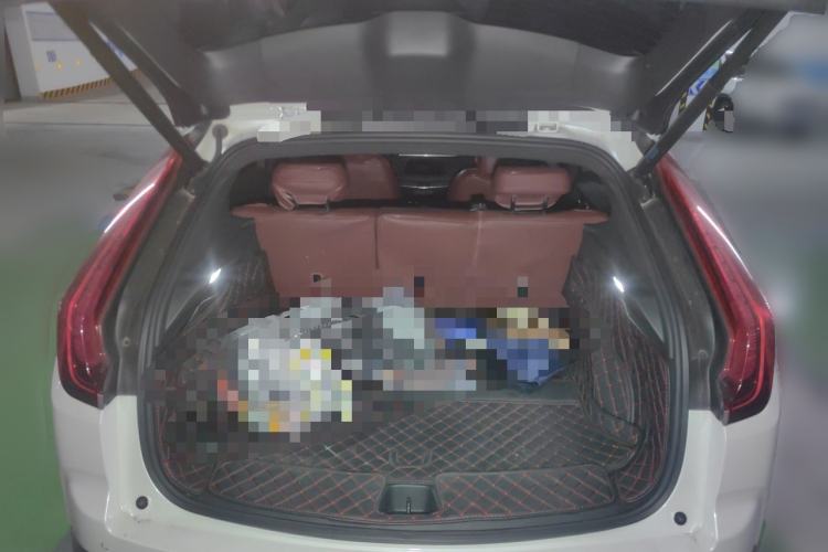 Used Cadillac XT4 2021 28T Two-Wheel Drive Leading Version Trunk