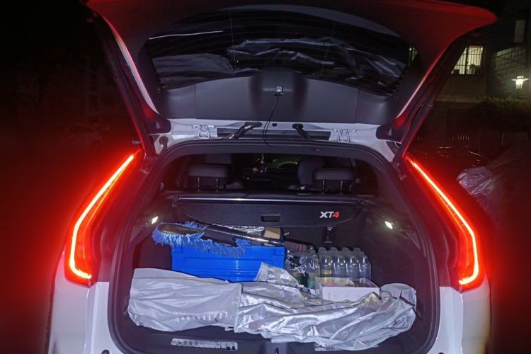 Used Cadillac XT4 2021 28T Two-Wheel Drive Luxury Version Trunk