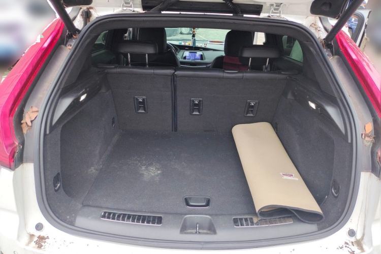 Used Cadillac XT4 2021 28T Two-Wheel Drive Leading Version Trunk