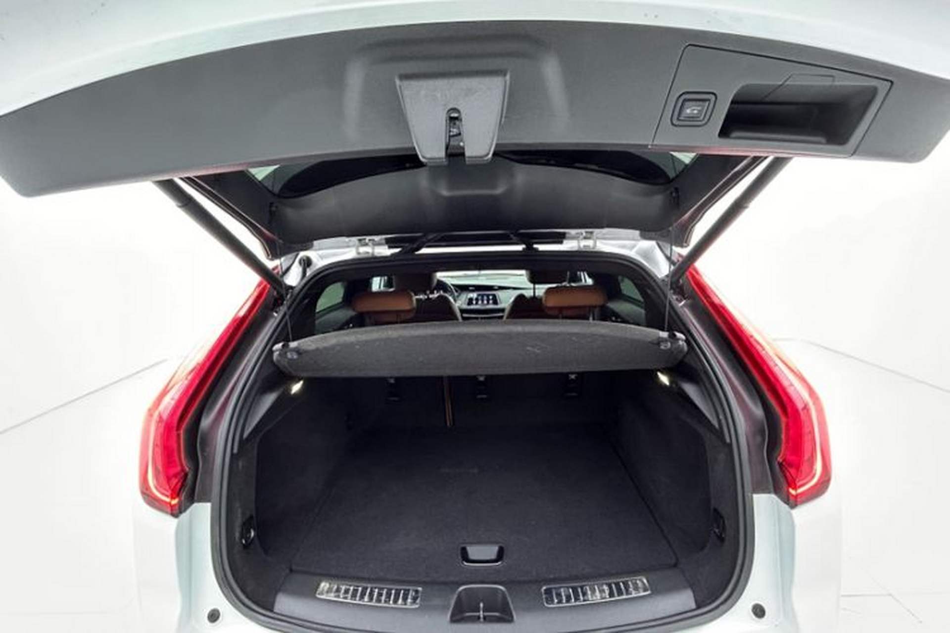 Used Cadillac XT4 2021 28T Four-Wheel Drive Platinum Edition Trunk
