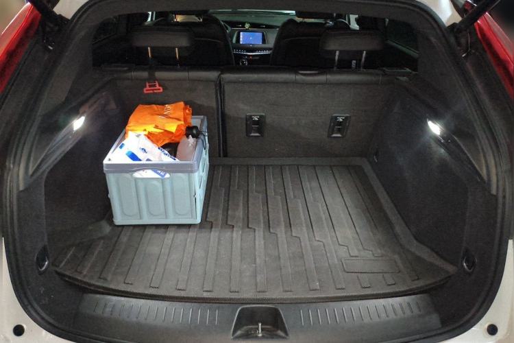 Used Cadillac XT4 2021 28T Two-Wheel Drive Tech Edition Trunk