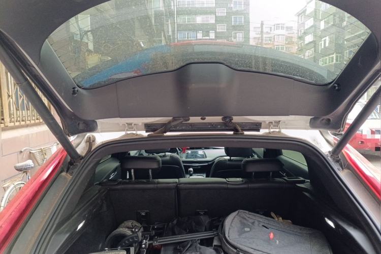 Used Cadillac XT4 2021 28T Two-Wheel Drive Luxury Version Trunk