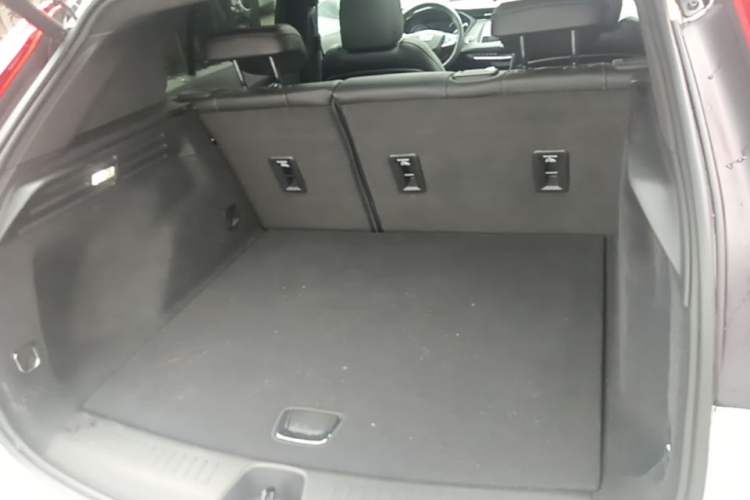 Used Cadillac XT4 2021 28T Two-Wheel Drive Tech Edition Trunk